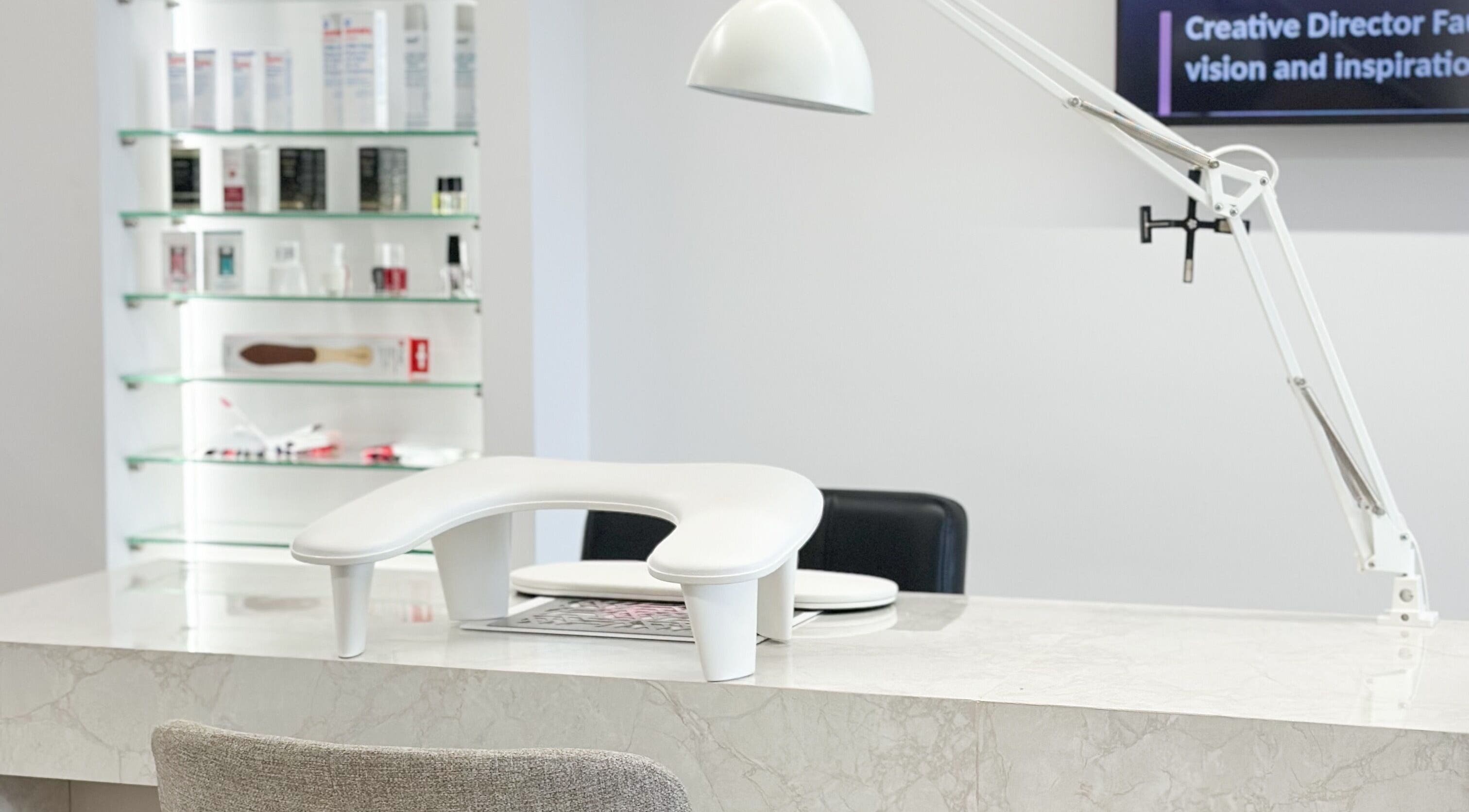 Modern nail station at Jo Hair & Beauty, Βούλα, GR showcasing a clean, inviting workspace.