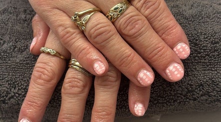 Elegant pink polka dot nail art by Amber does nailz, Hamilton, Waikato Region, NZ.