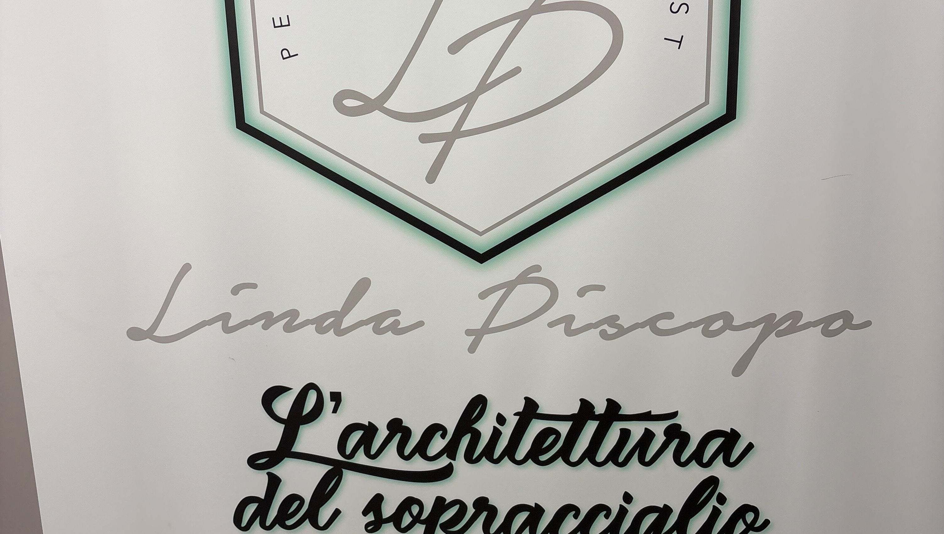 Logo di Linda Piscopo make-up artist ad Arzano, Campania, IT.