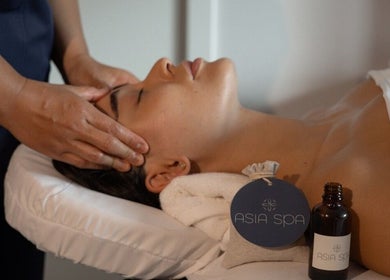 Массаж лица в Asia Spa LLC-FZ, Дубай, Дубай, AE для глубокого расслабления и восстановления.
