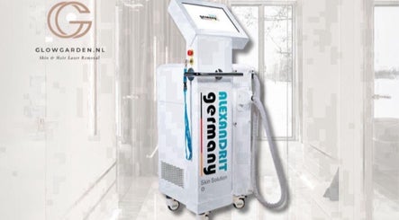 Laserapparaat bij Glowgarden in Enschede, Overijssel, NL. Geavanceerde huidbehandelingsapparatuur.
