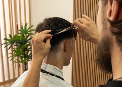 Corte de cabelo profissional no Manspace em Fafe, Braga, PT.