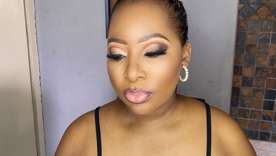 Elegant makeup look at MAZmerise Beauty studio, Berea, Kwazulu-natal, ZA showcasing professional artistry.