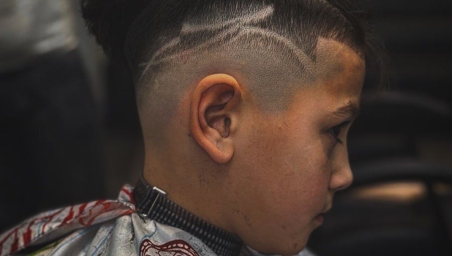 Star design haircut at Thebladestudio1-Barber Shop in Plovdiv, Plovdiv, BG, highlighting precision.