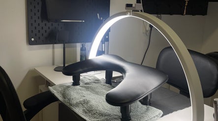 Professionele manicureset bij Clawed in Half Nails, Rotterdam, Zuid-Holland, NL.