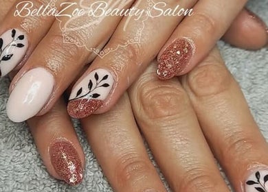 Beautiful leaf design nail art at BellaZoe Nail Salon, Klerksdorp, ZA, showcasing intricate artistry.
