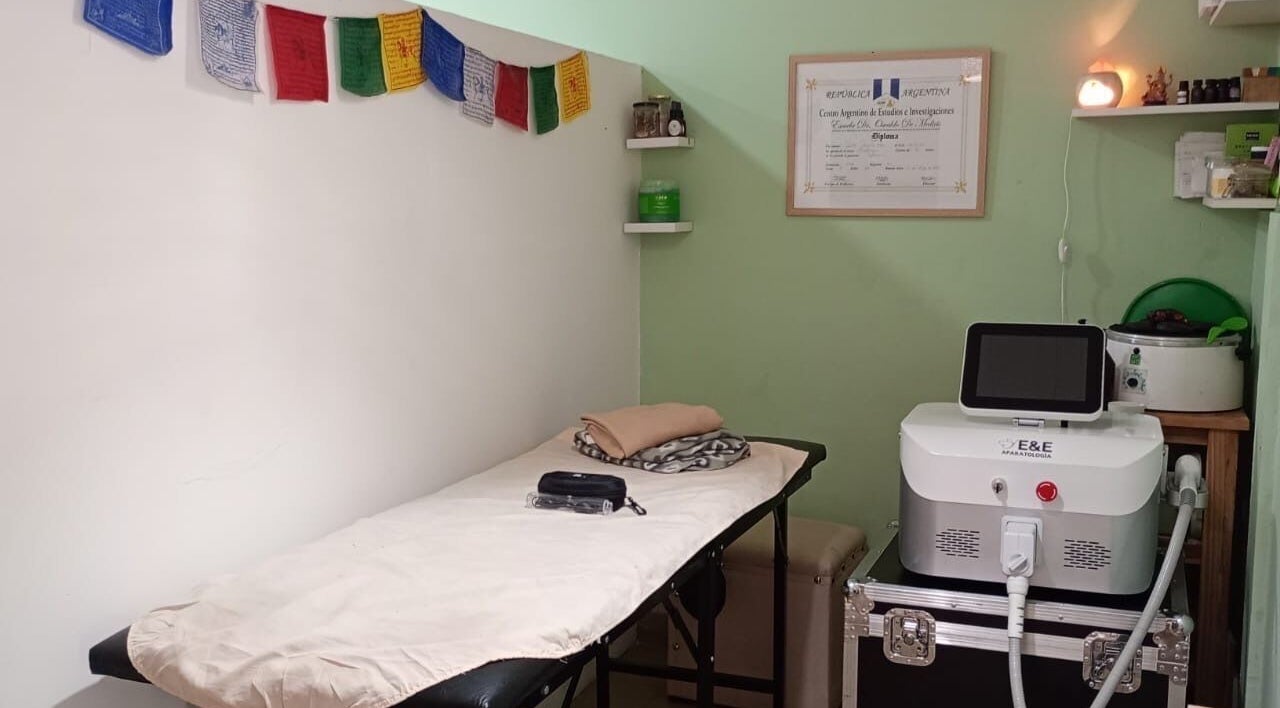 Sala de tratamiento en Dulce Armonía, Villa Tesei, Provincia De Buenos Aires, AR con equipo especializado.