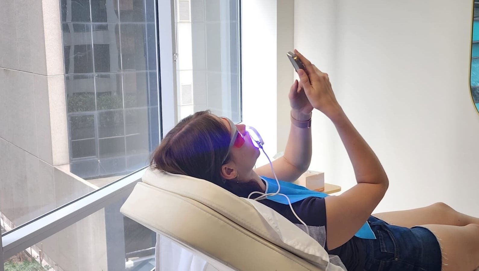 Relaxation therapy at Glow Body & Mind in North Sydney, New South Wales, AU. Modern wellness in a serene setting.