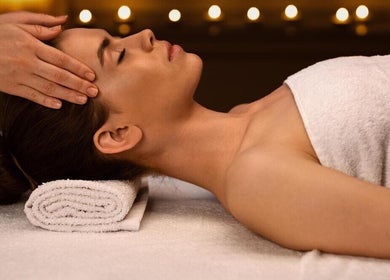 Relaxing massage at Door step spa and massage only women, Bengaluru, Karnataka, IN with ambient candlelight.