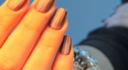 Безупречный маникюр от AT_nails.mcr в Манчестере, Англия, GB.