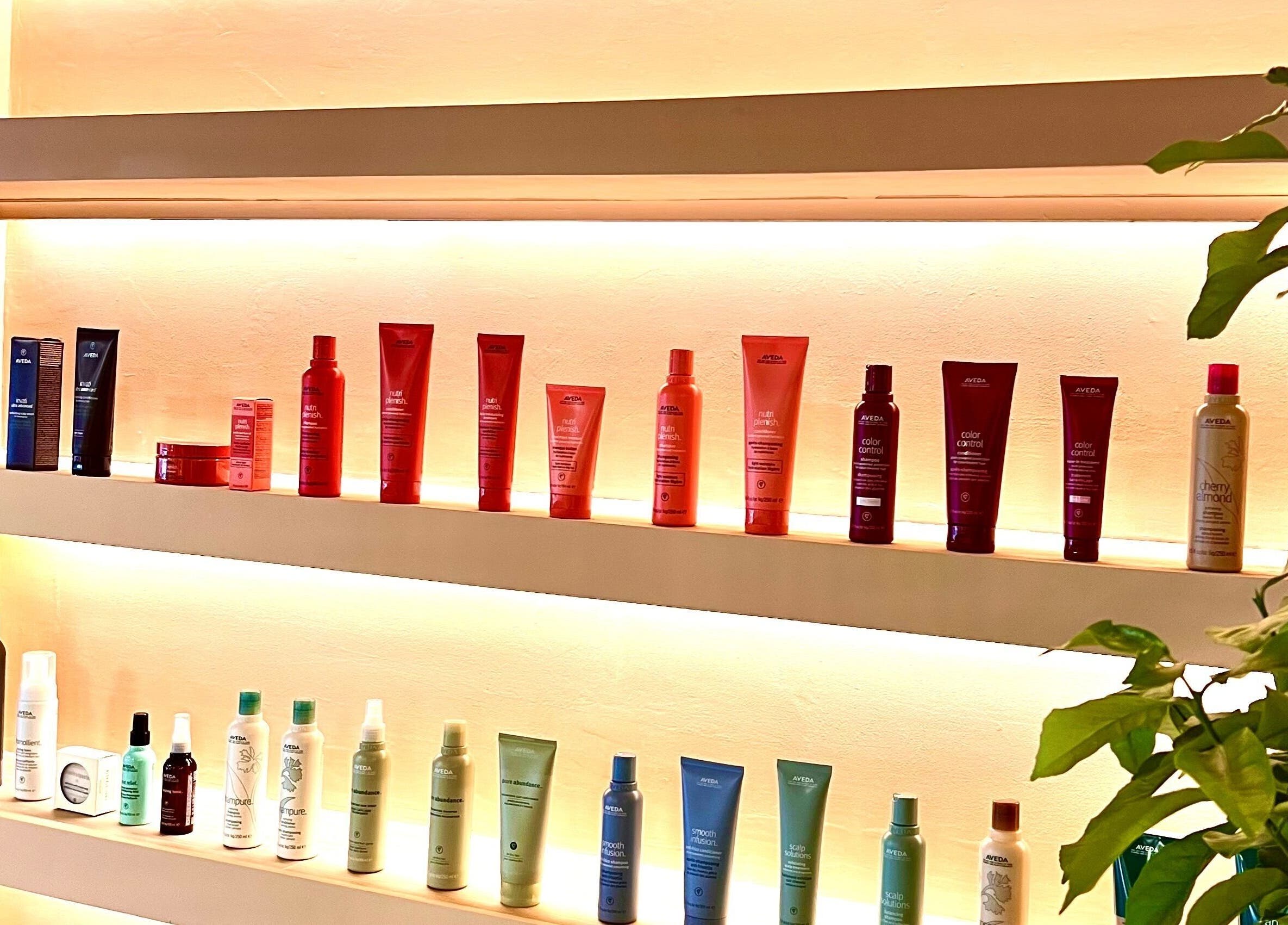 Elegant product display at Umeo Marbella, Marbella, Andalucía, ES highlighting beauty essentials.