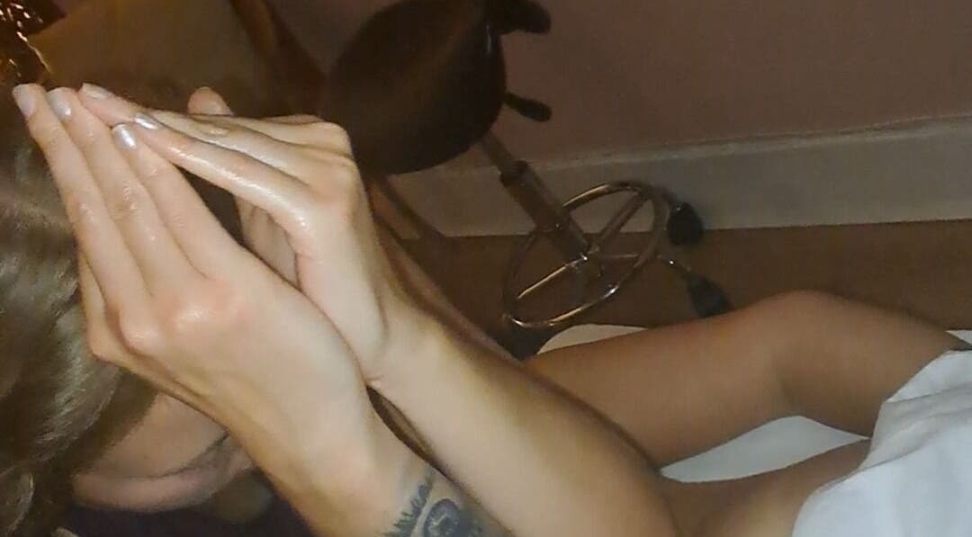 Relaxing massage session at Souls Journey in Edinburgh, Scotland, GB highlighting wellness and serenity.