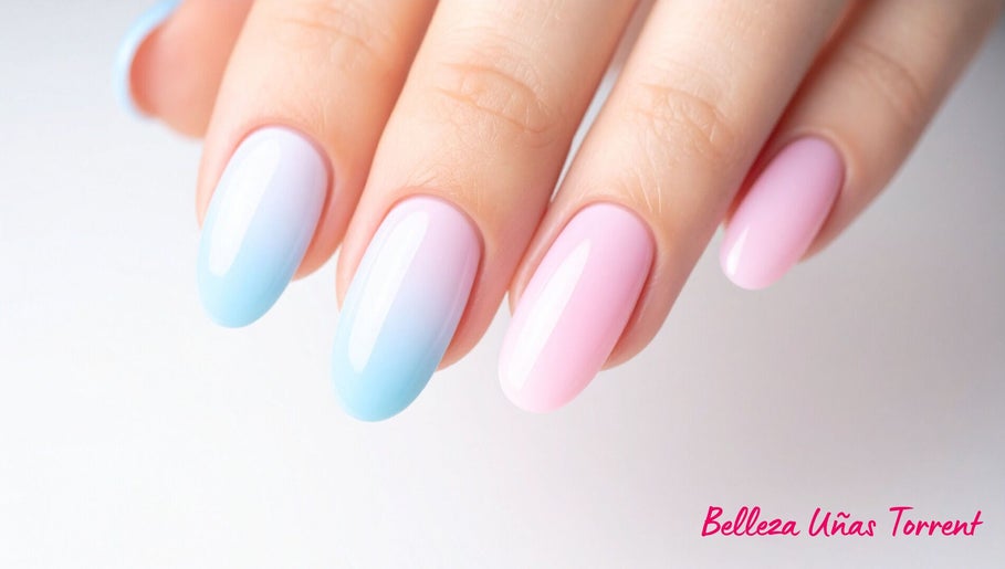 Пастельный маникюр в Belleza Uñas Torrent, Torrent, Comunidad Valenciana, ES.