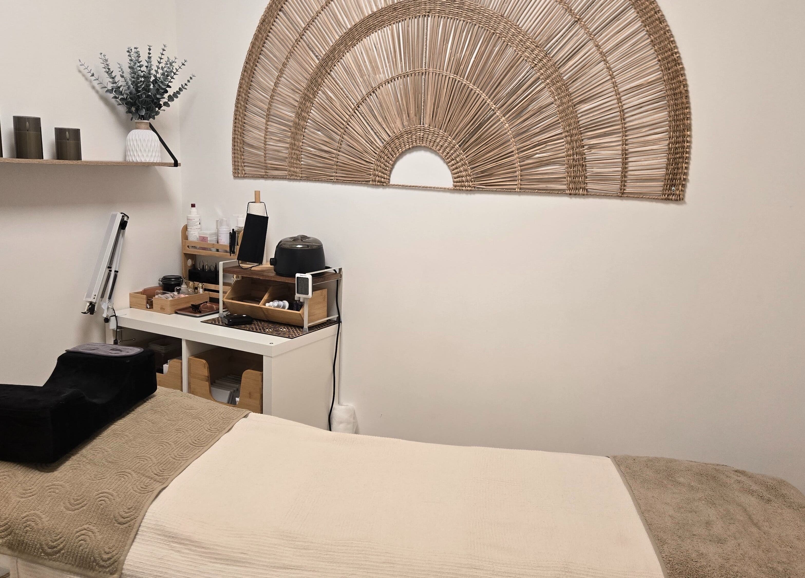 Salle de soins apaisante du Le Lounge Institut à La Seyne-sur-mer, Provence-alpes-côte D'azur, FR.