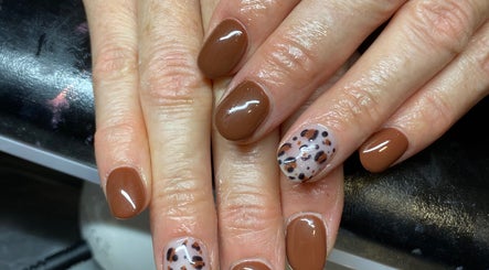 Stylish leopard print nails at TheNailBoy, Aberdeen, Scotland, GB offering creative manicure designs.