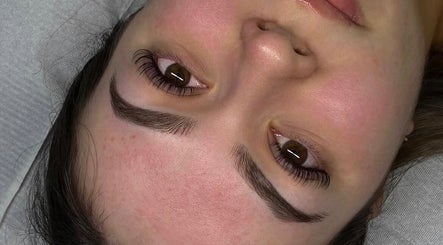 Close-up of expertly shaped eyebrows at Evanti Beauti, Deception Bay, Queensland, AU.