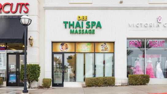Dee Thai Massage & Spa