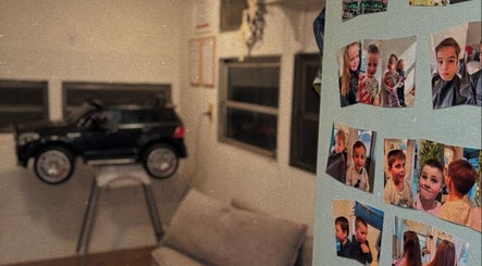 Fun kids zone at Hopes 4 Hair, Melbourne, with playful ambiance and joyful snapshots on display.