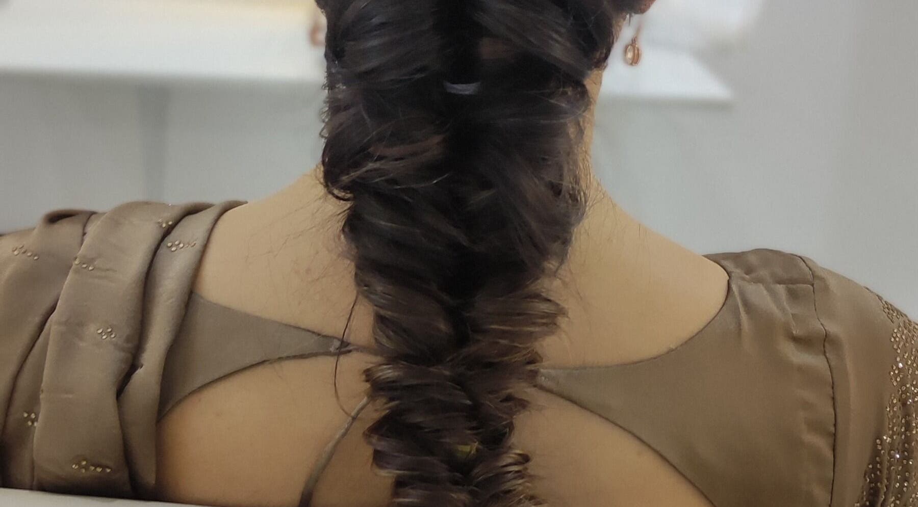 تسريحة شعر جديلة في Magdy luxe salon & spa بدار السلام، دار السلام، TZ.