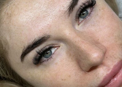 Close-up of perfectly styled eyelashes at Bellora Beauty, Southport, Queensland, AU.