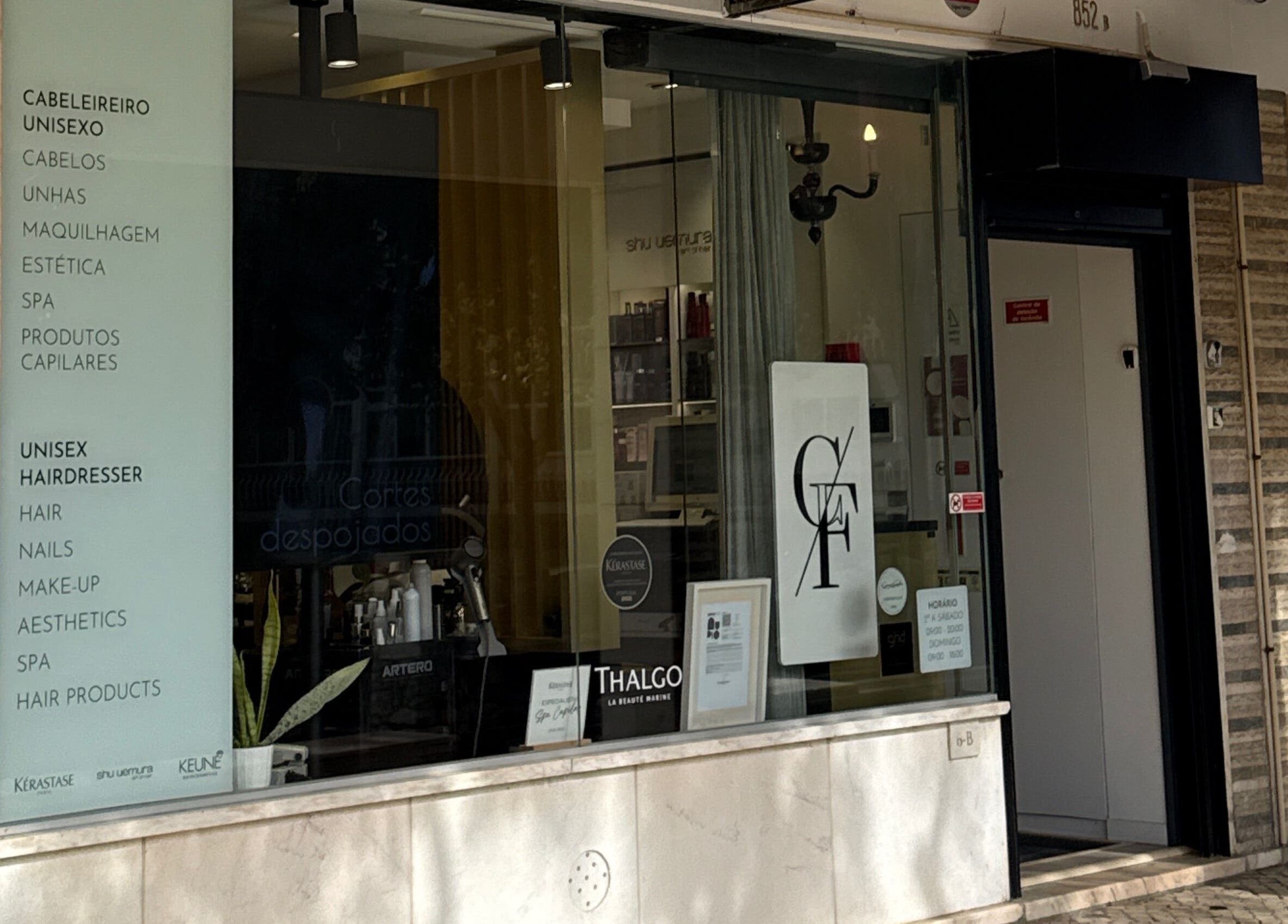 Ton Silva Hair Concept storefront in Parede, Lisboa, PT showcasing services like haircuts and spa treatments.