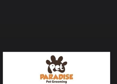 Pet Paradise logo with paw design at Egkomi Lefkosias, Lefkosia, CY.