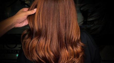 Lustrous brunette hair styled at Mat.hair, Olhos De Água, Faro, PT. Perfect for a fresh, elegant look.