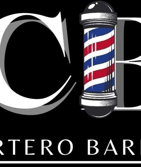 Logotipo de Certero Barber con poste de barbería en Quilicura, Región Metropolitana, CL.