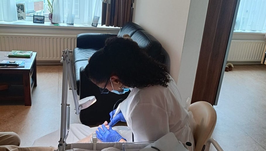 Professionele pedicure bij Happypedicureyaneth, Schiedam, Zuid-Holland, NL.