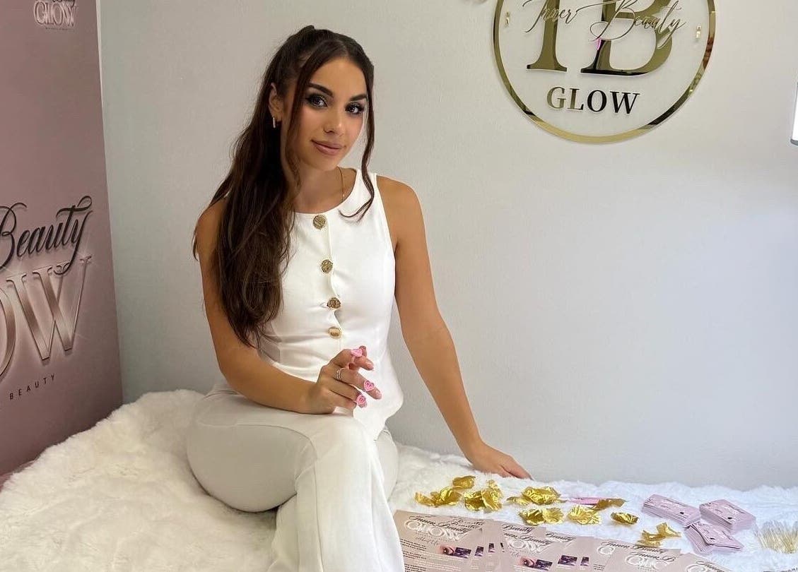 A serene setting at Inner Beauty Glow, London, England, GB, showcasing elegance and comfort in a wellness room.