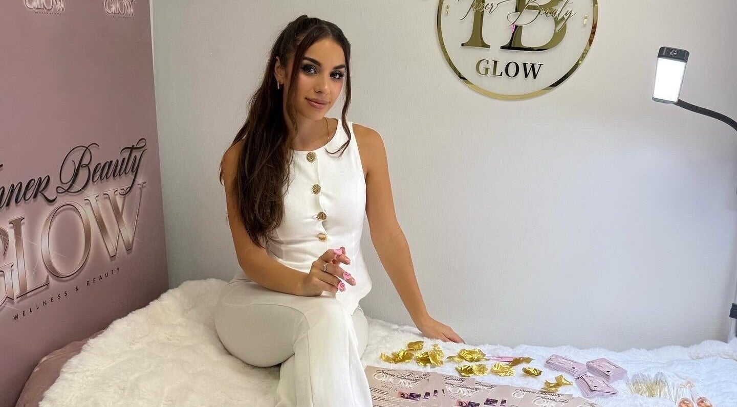 A serene setting at Inner Beauty Glow, London, England, GB, showcasing elegance and comfort in a wellness room.