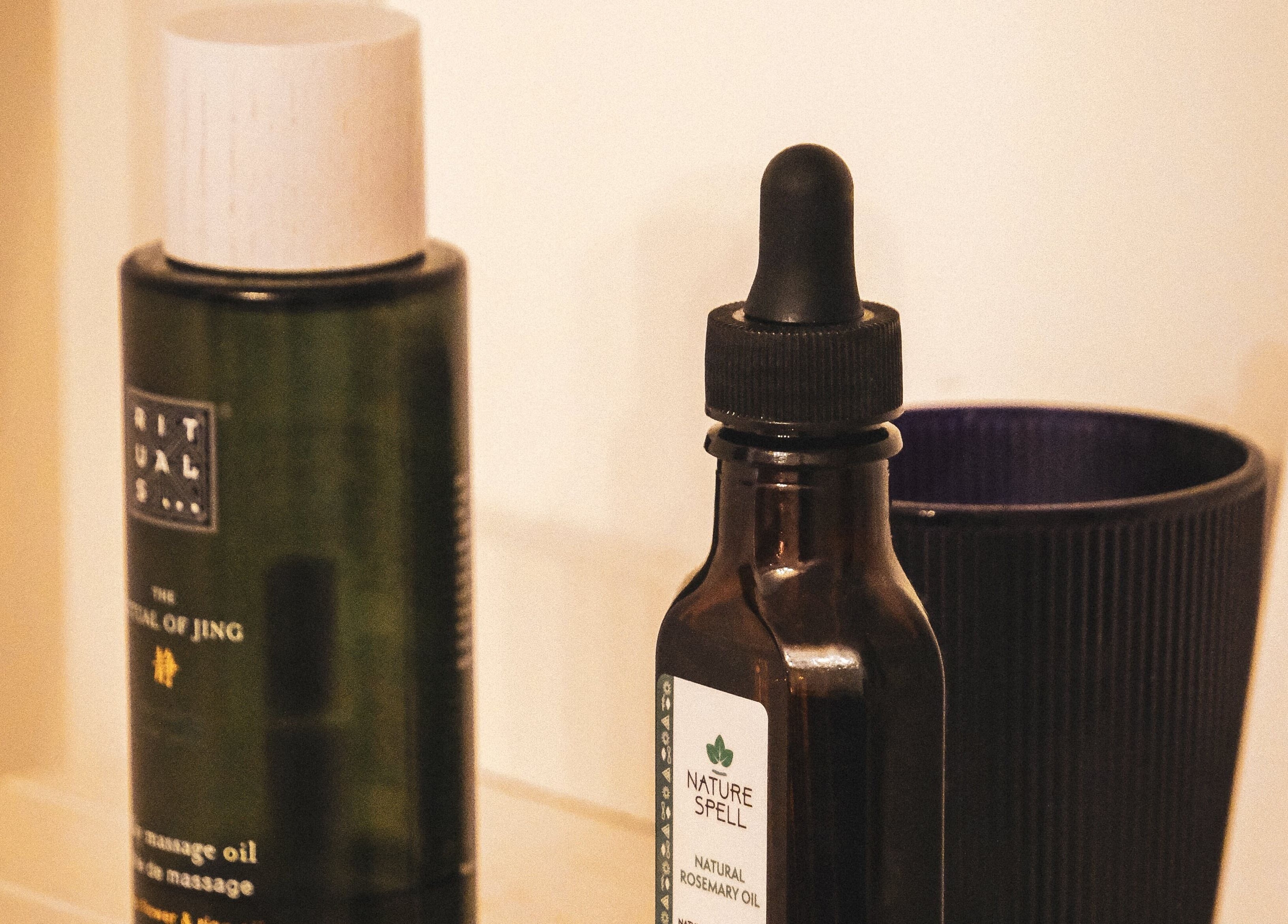 Aromatherapy oils at Kaph Massage Therapies in Selling, England, GB for a relaxing experience.