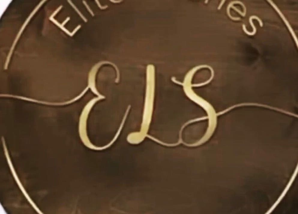 Elegant logo of Elite Lash Studio in Mar Del Plata, Provincia De Buenos Aires, AR, featuring gold lettering.