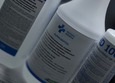 Środki dezynfekcyjne w VB_NAILS_ROOM_KRAKOW, Kraków, Województwo Małopolskie, PL.