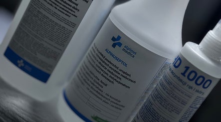 Środki dezynfekcyjne w VB_NAILS_ROOM_KRAKOW, Kraków, Województwo Małopolskie, PL.