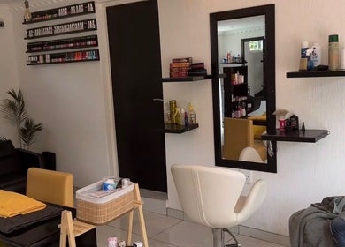Interior of Mellyz Beauty Studio in Randburg, Gauteng, ZA showcasing a stylish salon setup.