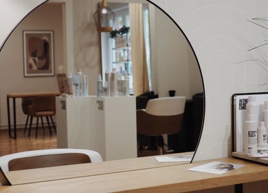 Unutrašnjost salona Ritual by Marko Zirdum - Zagreb, nudi sofisticirani ambijent u Zagrebu, Grad Zagreb, HR.