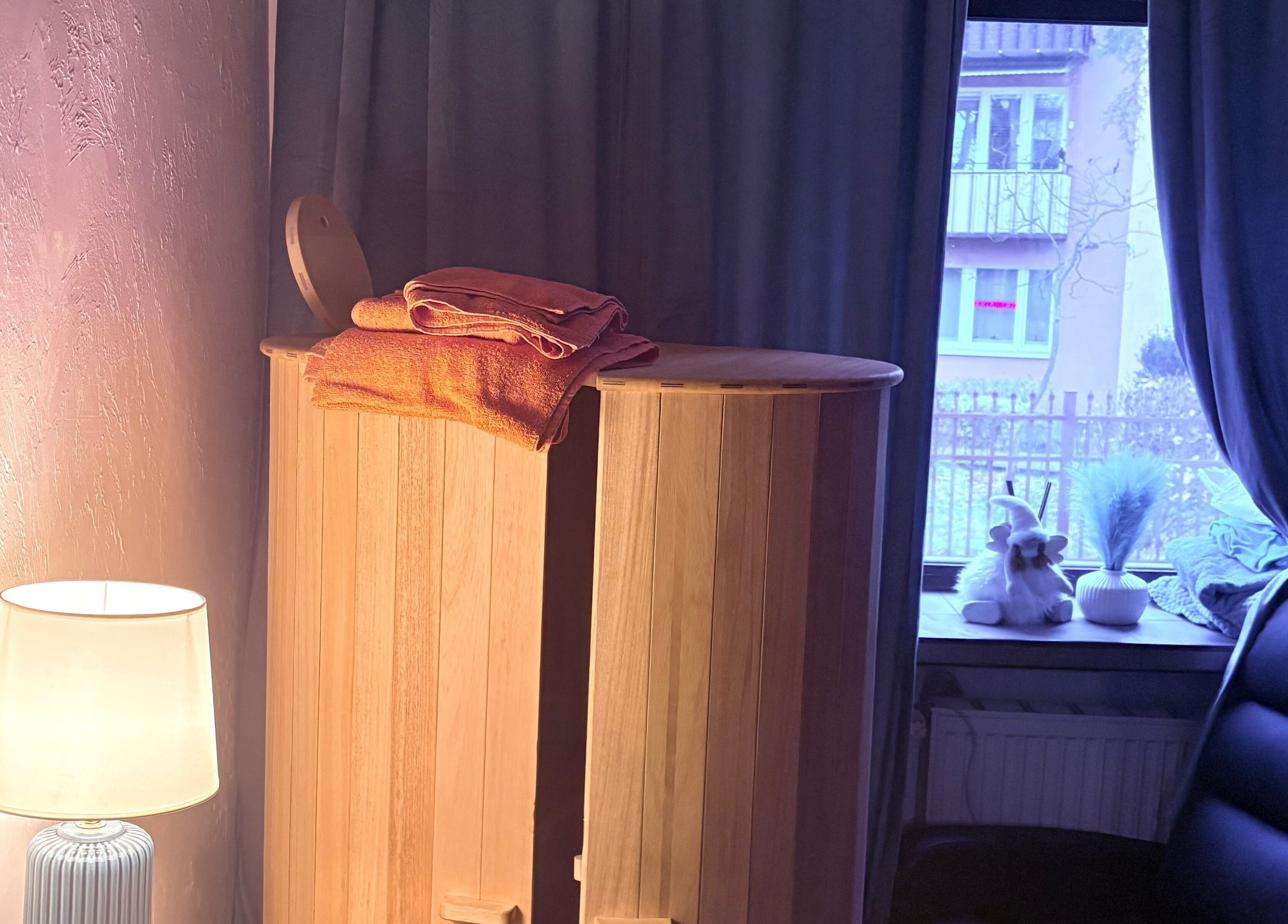 Интерьер Holistic masaż Legionowo с уютной сауной в Legionowo, Województwo Mazowieckie, PL.