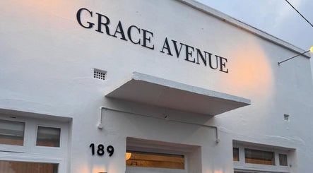Front facade of The Lune Nails, Perth, Western Australia, AU, featuring 'Grace Avenue' sign.