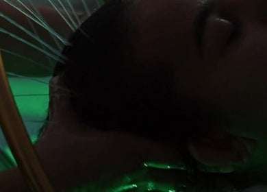 Bien-être aquatique à l'Institut GBK, Aulnay-sous-bois, Île-de-France, FR, relaxant sous jets d'eau apaisants.