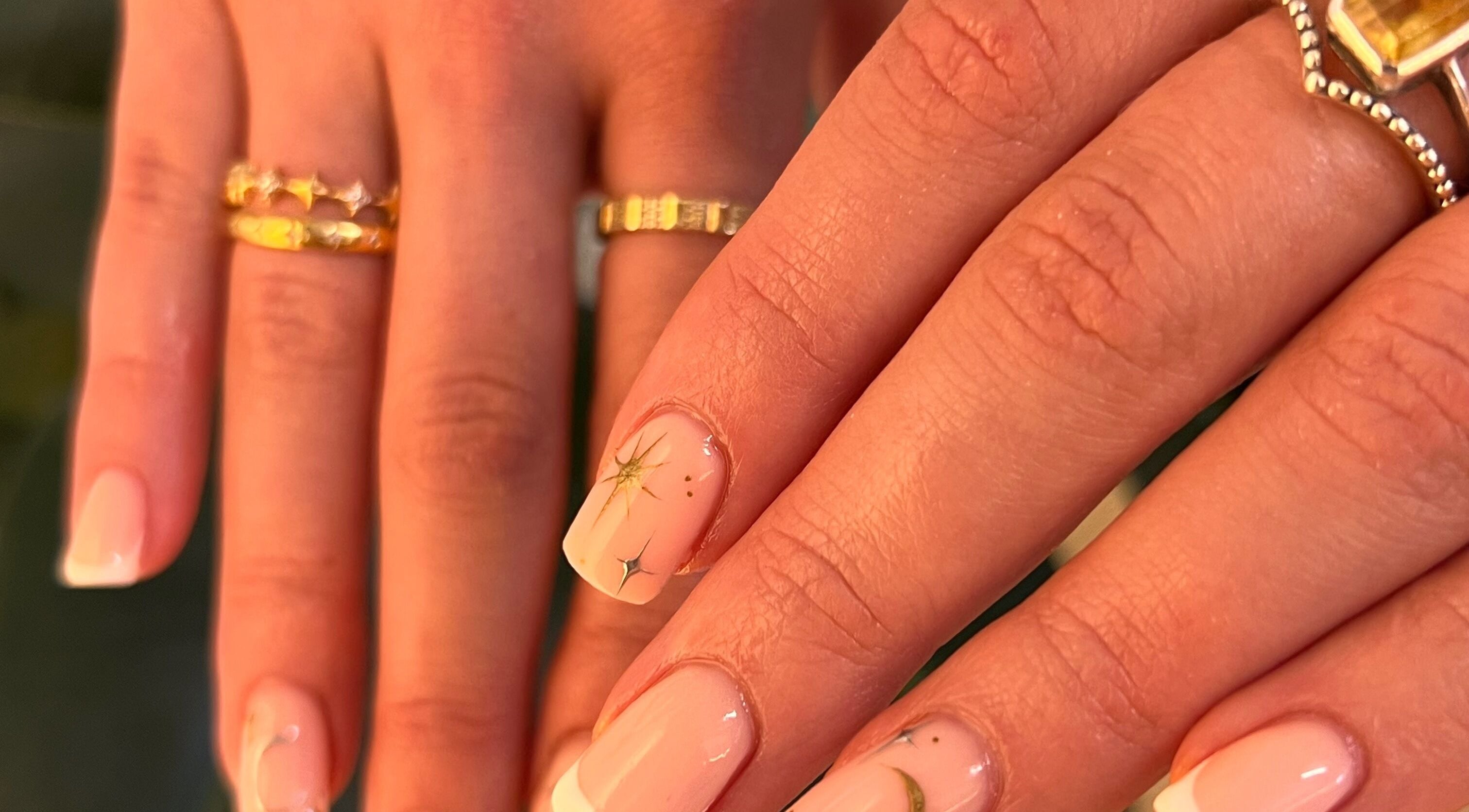 Elegant manicured nails with delicate design at Amanda Does My Nails, Edinburgh, Scotland, GB.