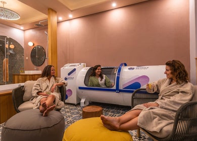 Women relaxing at Hyperbaric Spa Albufeira, Albufeira, Faro, PT. Enjoy luxury wellness treatments.