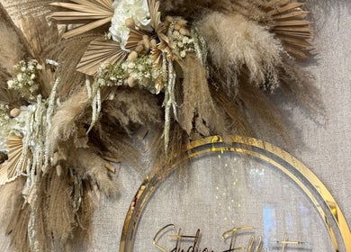 Stylish rustic floral decor at Amy Rose Hair, Newcastle-under-Lyme, enhancing the serene salon ambiance.