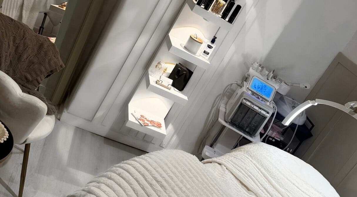 Elegant treatment room at ELLUME SKIN & AESTHETICS in Little Chalfont, England, GB with modern equipment.