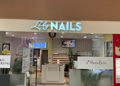 Eingang von LiLy Nails, ein stilvolles Nagelstudio in Leonberg, Baden-Württemberg, DE.