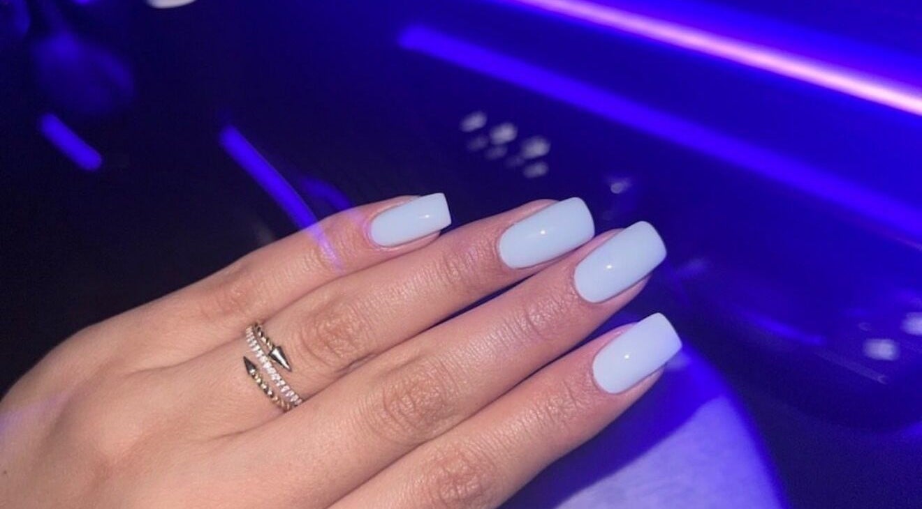 Elegant blue nail design from Nails by Ruzan in Glendale, California, US, showcasing style and creativity.