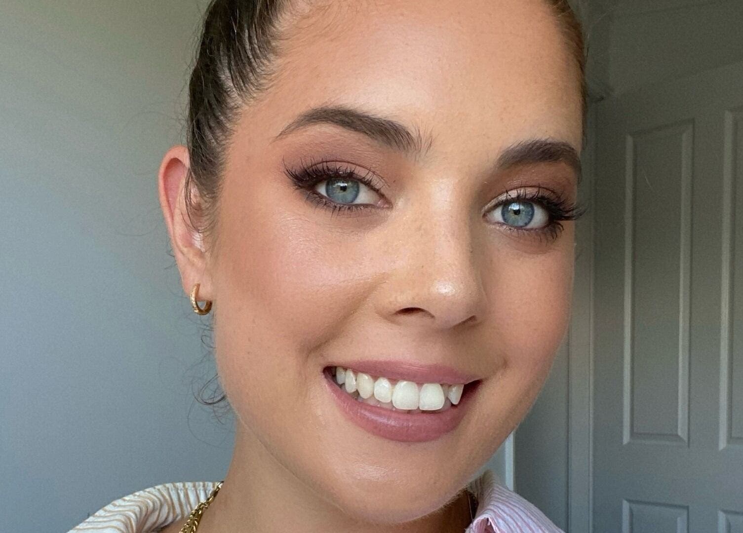 Makeup By Laura Lebret in Toukley, New South Wales, AU showcases a stunning natural makeup look.