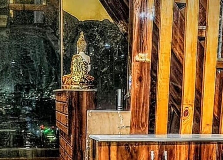 Elegant interior view of LumeSpot unisex salon in Greater Noida, Uttar Pradesh, featuring stylish design elements.