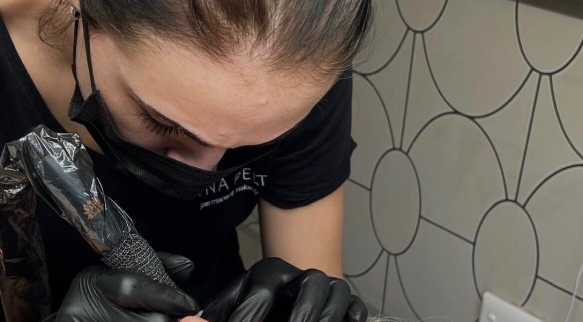 Artist at Skulpted Aesthetics in Mount Edgecombe, Kwazulu-natal, ZA carefully crafting beauty.