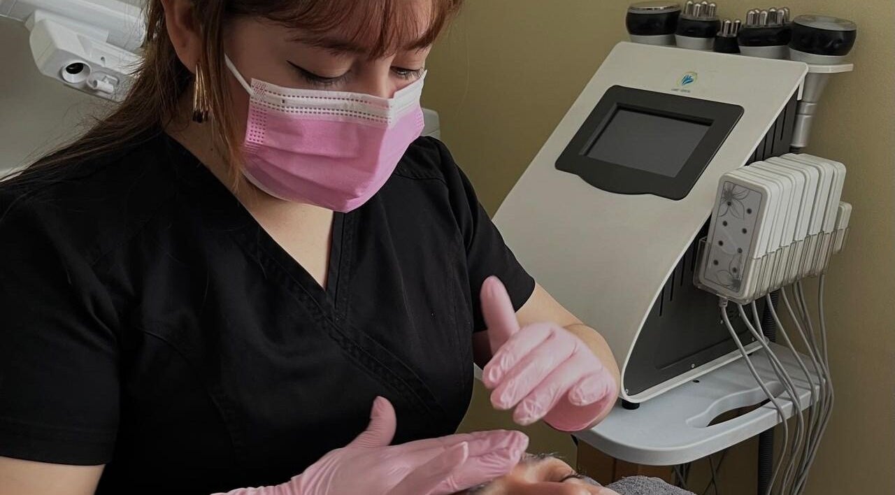 Tratamiento facial en Kaathe Spa, Puerto Montt, Los Lagos, CL. Estética avanzada en ambiente relajante.